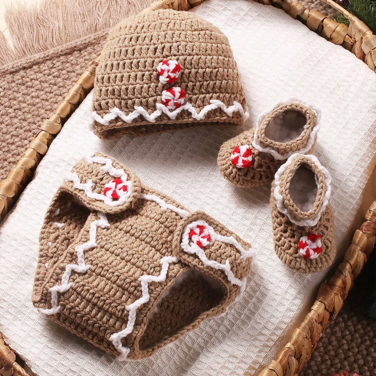 Ylsteed Newborn Christmas Photoshoot Props Crochet Gingerbread Man Photography Outfit Hand Knitting Pants+Hat+Shoes Infant Pic