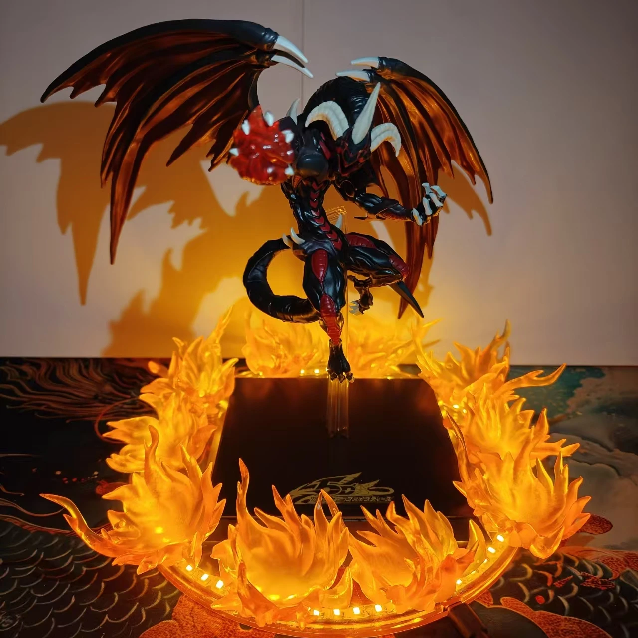 

Yu-Gi-Oh! 5D's Anime Red Dragon Archfiend Crimson Fire DIY led effect DIY Action Figures & Base & Lamp Collection Decoration