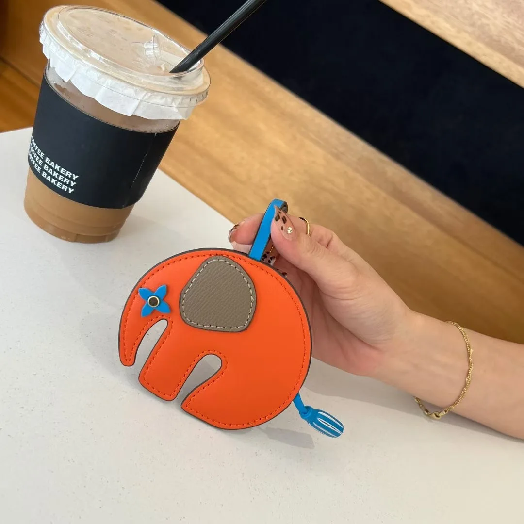 Genuine Leather Elephant  Keychain with Lanyard Fashion Bag Pendant Exquisite High-end Car Hanging Ornaments