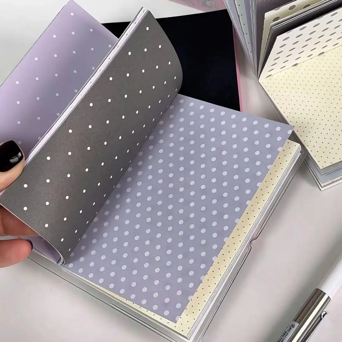 

Korean-Style Minimalist Polka Dot hand Sketchbook with 128 Color Pages for Students DIY Craft Notebook