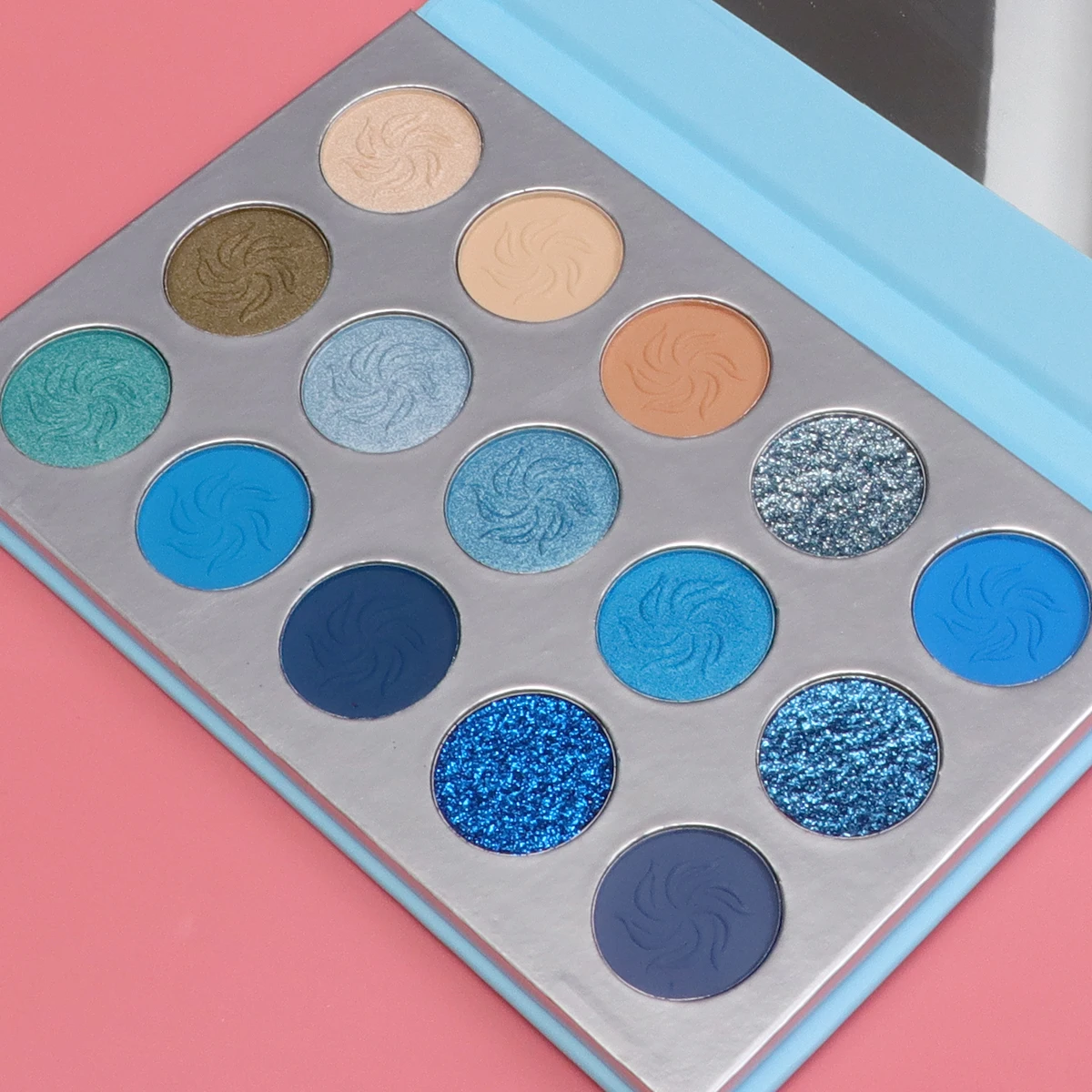 

15 Colors Eyeshadow Palette Professional Makeup Compact Smooth Long Lasting Pigmented Shadows Women Eye Shadow Disk