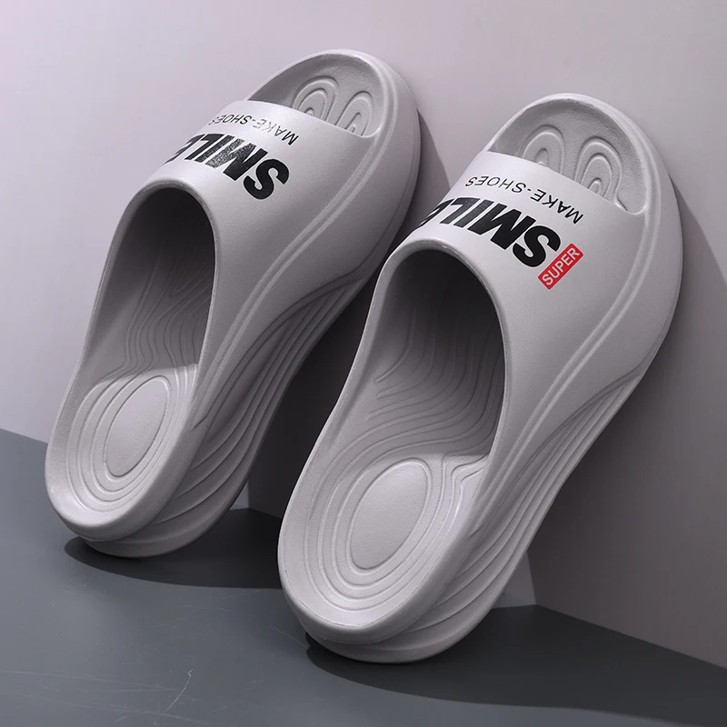 

Men's Thick Soled Non Slip Home and Outdoor Slippers, White Lightweight and Comfortable Bathroom and Casual Non Slip Shoes 2025