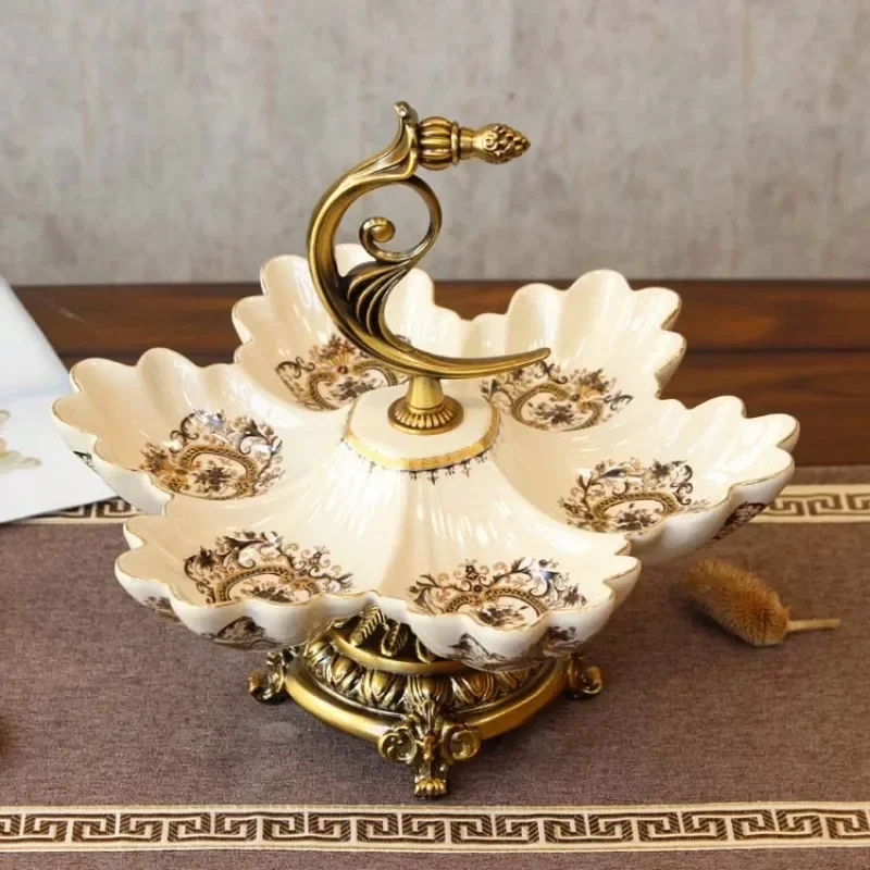 

Luxury Ceramic Alloy Snack Plate Creative Fashion Decoration American Candy Nut Dish Elegant Home Decor Decorative Plate