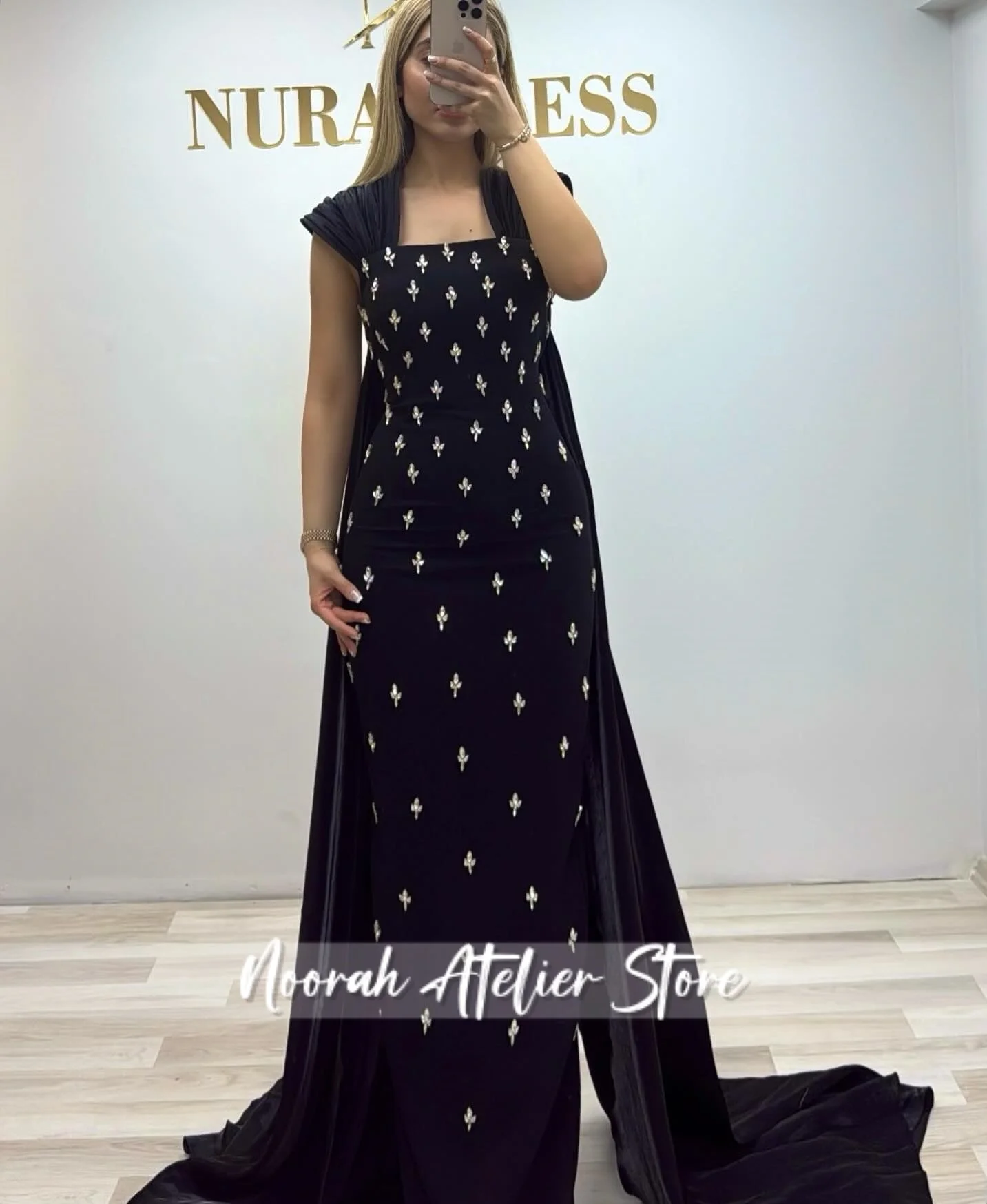 New Sky Blue Crepe Halter Dubai Evening Dresses 2025 Beaded Wedding Gown Train Prom Dress فساتين سهرة Customized