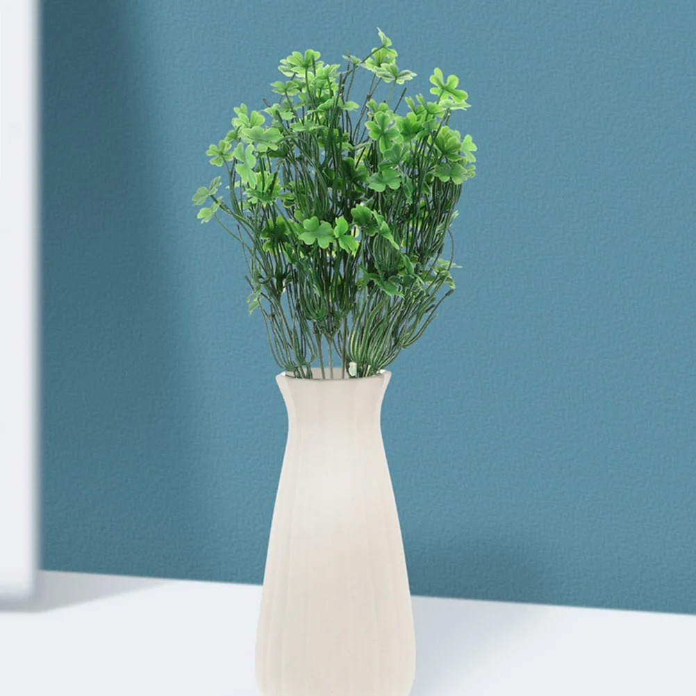 

5Pcs Artificial Four Leaf Clover Faux Plants Greenery Indoor Outdoor Wedding Garden Floral Arrangement Faux Grass Outdoor