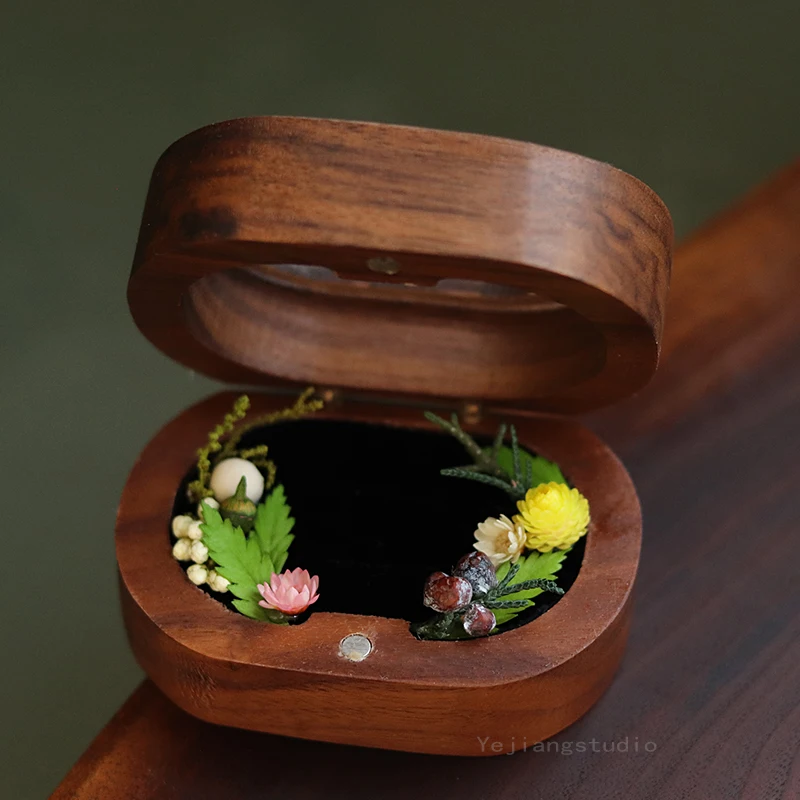 

Immortal Flower Wedding Pair Ring Box Dopamine Ring Box Ring Exchange Immortal Flower