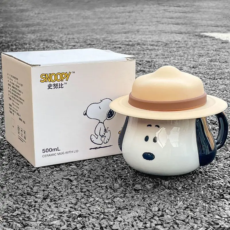 

New Snoopy Straw Hat Mug 500ml Cartoon Creative Children'S Covered Ceramic Coffee Cup Boxed Boys And Girls' Birthday Gifts