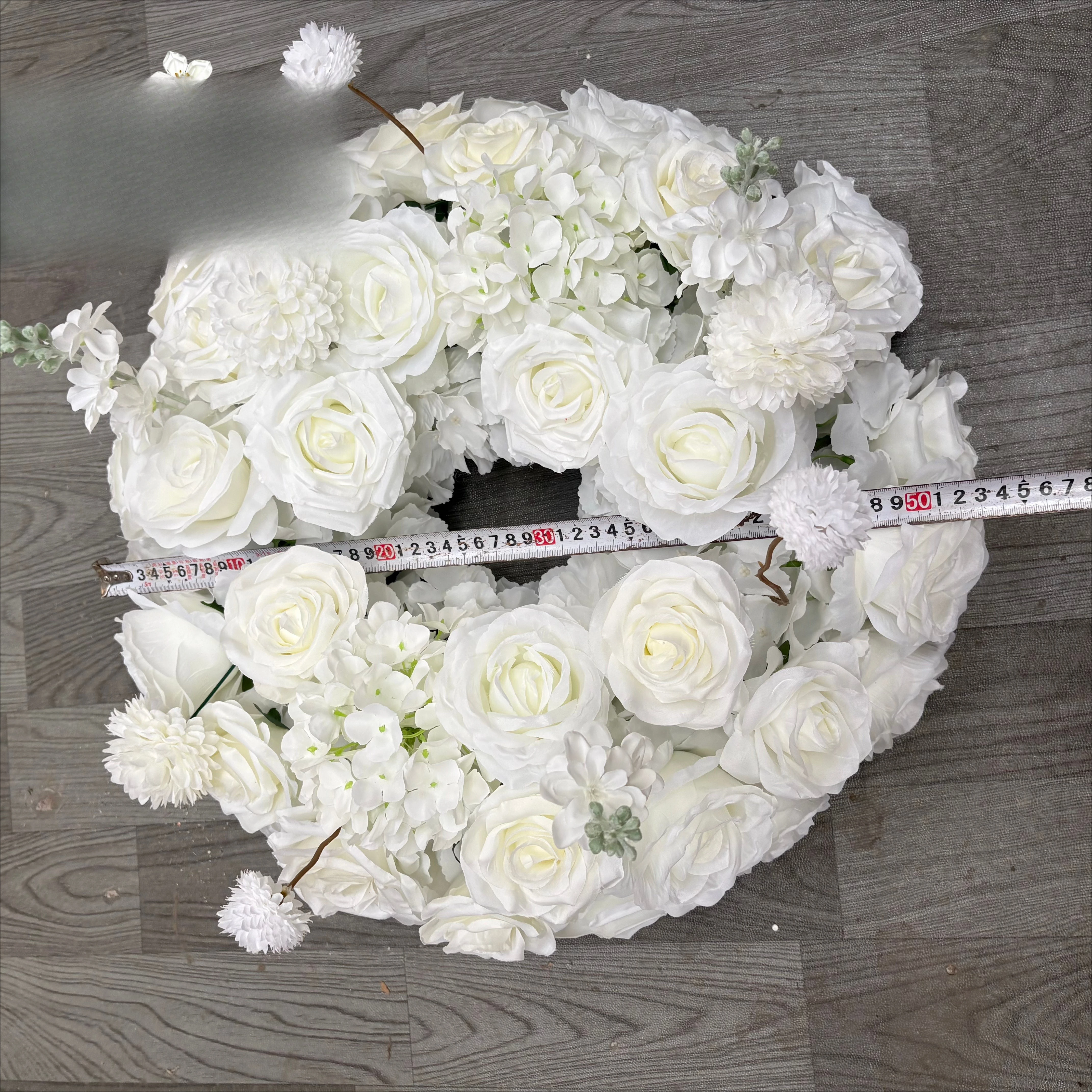 50cm White Artificial Floral Wreath Silk Rose Hydrangea Wreath Wedding Backdrop Party Stage Decor Custom Wholesale