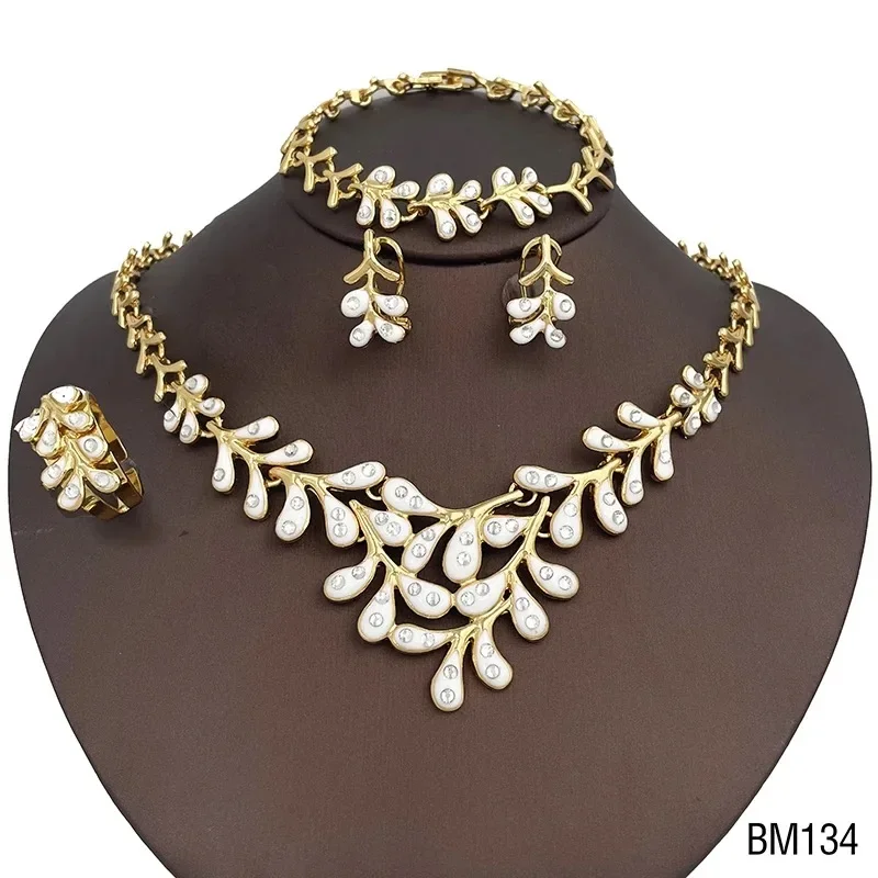 

Fashion Wedding Jewelry Set African Dubai Nigeria 18K Gold Plated Necklace Bracelet Earring Ring Set For Women Birthday Gifts