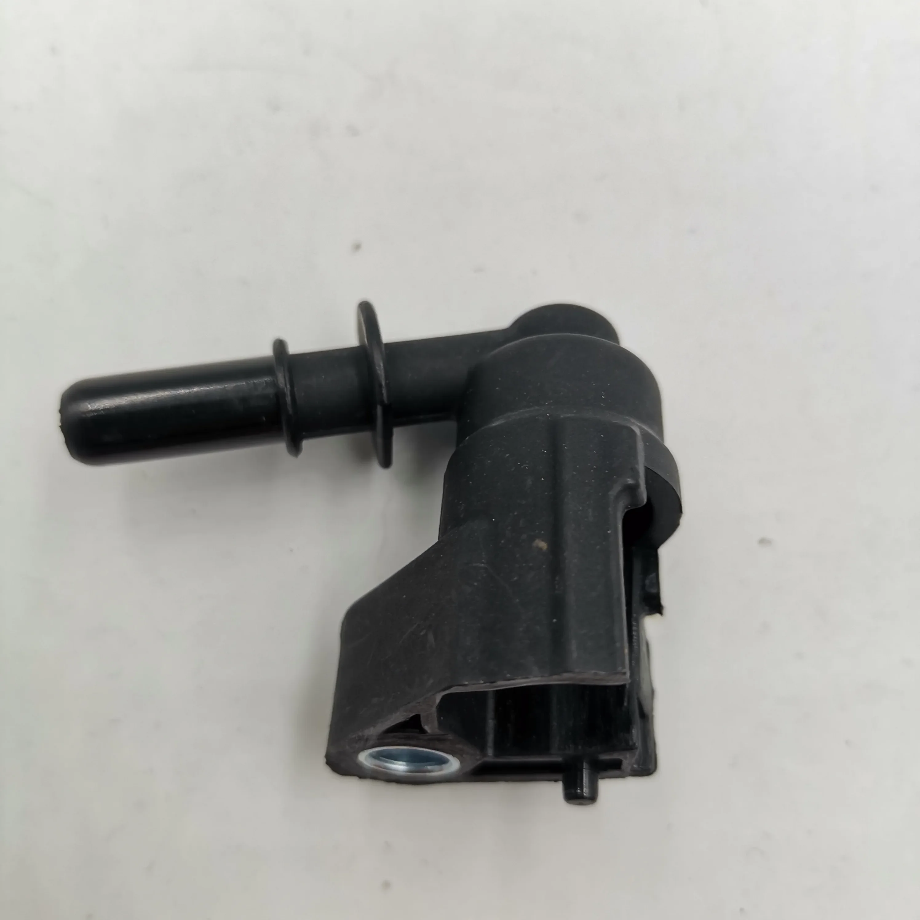 Scooter GY6 EFI Motorcycle Injector Nozzle Holder YM-ZL-110