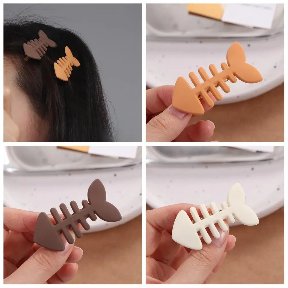 

Korean Style Animal Fish Bone Hair Clip Plastic Y2k Geometry Hair Accessories Hairpin Barrettes Gift