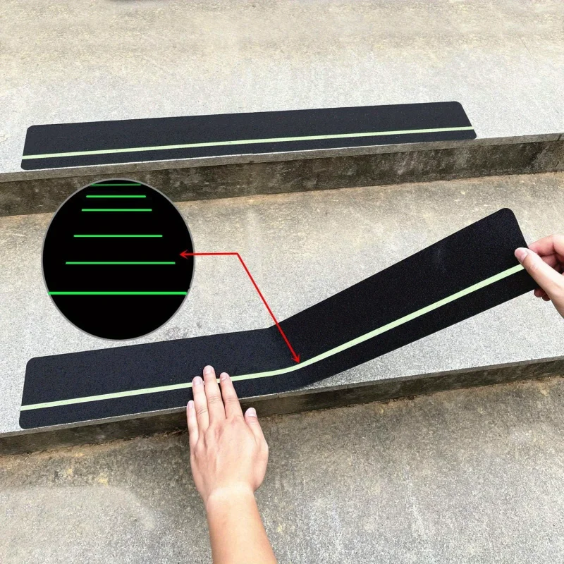 6Non-Slip Night Glow Striped Grip Tape，High Friction Deck Waterproof Anti-Slip Tape for Outdoor Basement Stair Step，the Size Is1