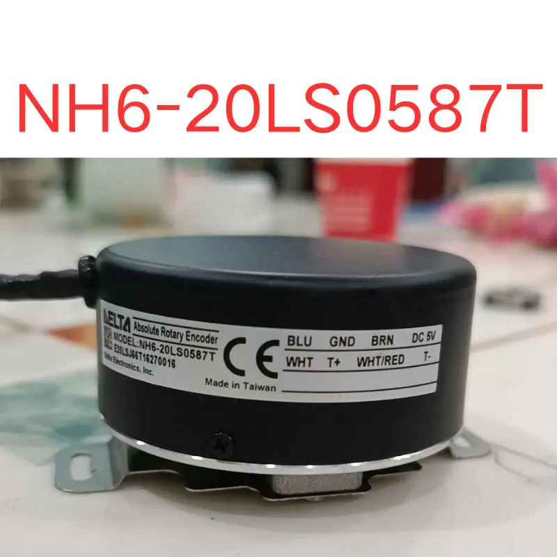 

Used Encoder NH6-20LS0587T is suitable for a2 series 11kw 15kw high-power applications Test OK Fast Shipping