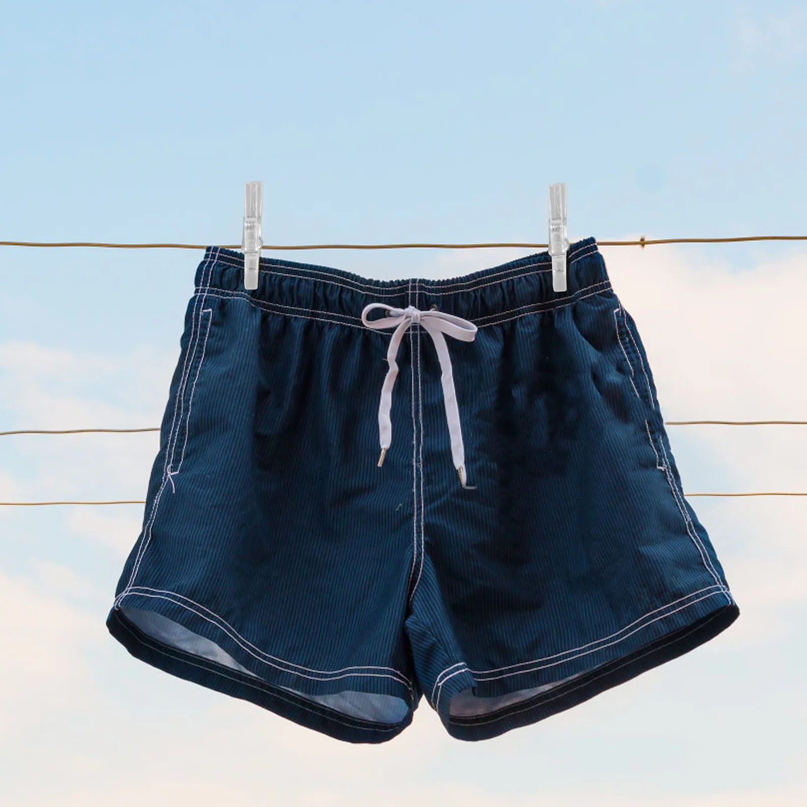 คลิปหนีบสปริงใส 50 ชิ้น ขนาด 25x1 ซม. ทำจากพลาสติก ใช้หนีบผ้า ตกแต่งผนัง ติดโน้ต แขวนรูปภาพ หรือกระดาษ