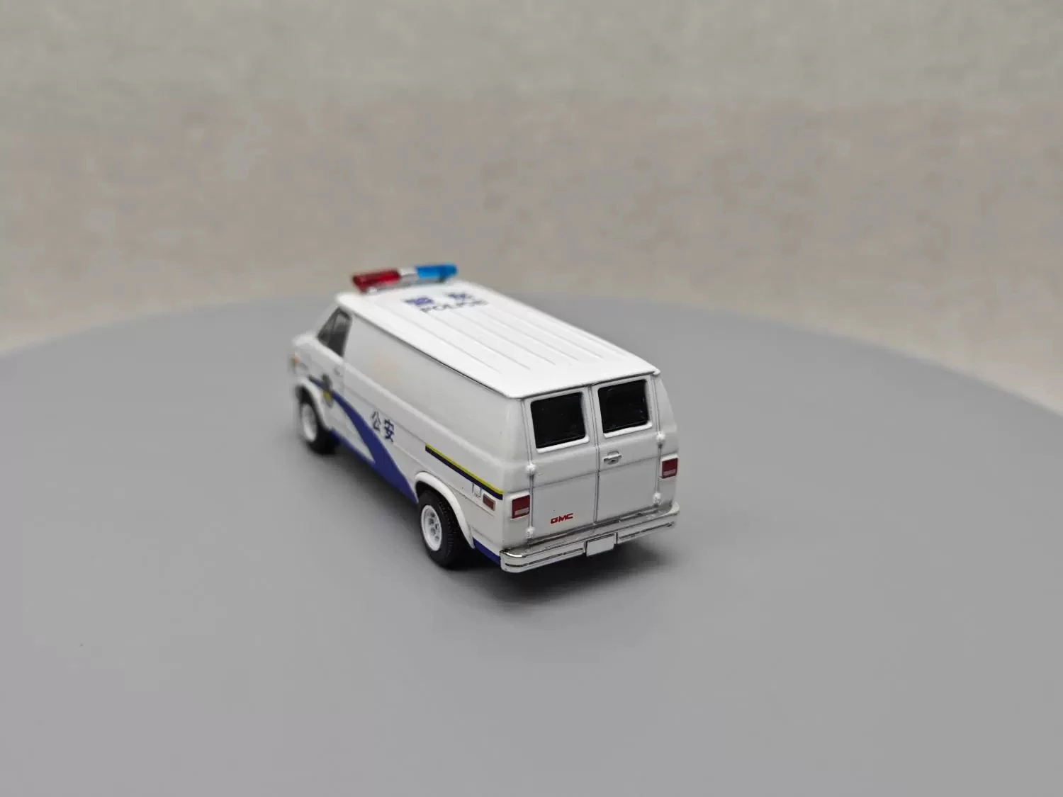 GreenLight 1:64 1987 GMC VANDURA Alloy model car Metal toys for childen kids diecast gift