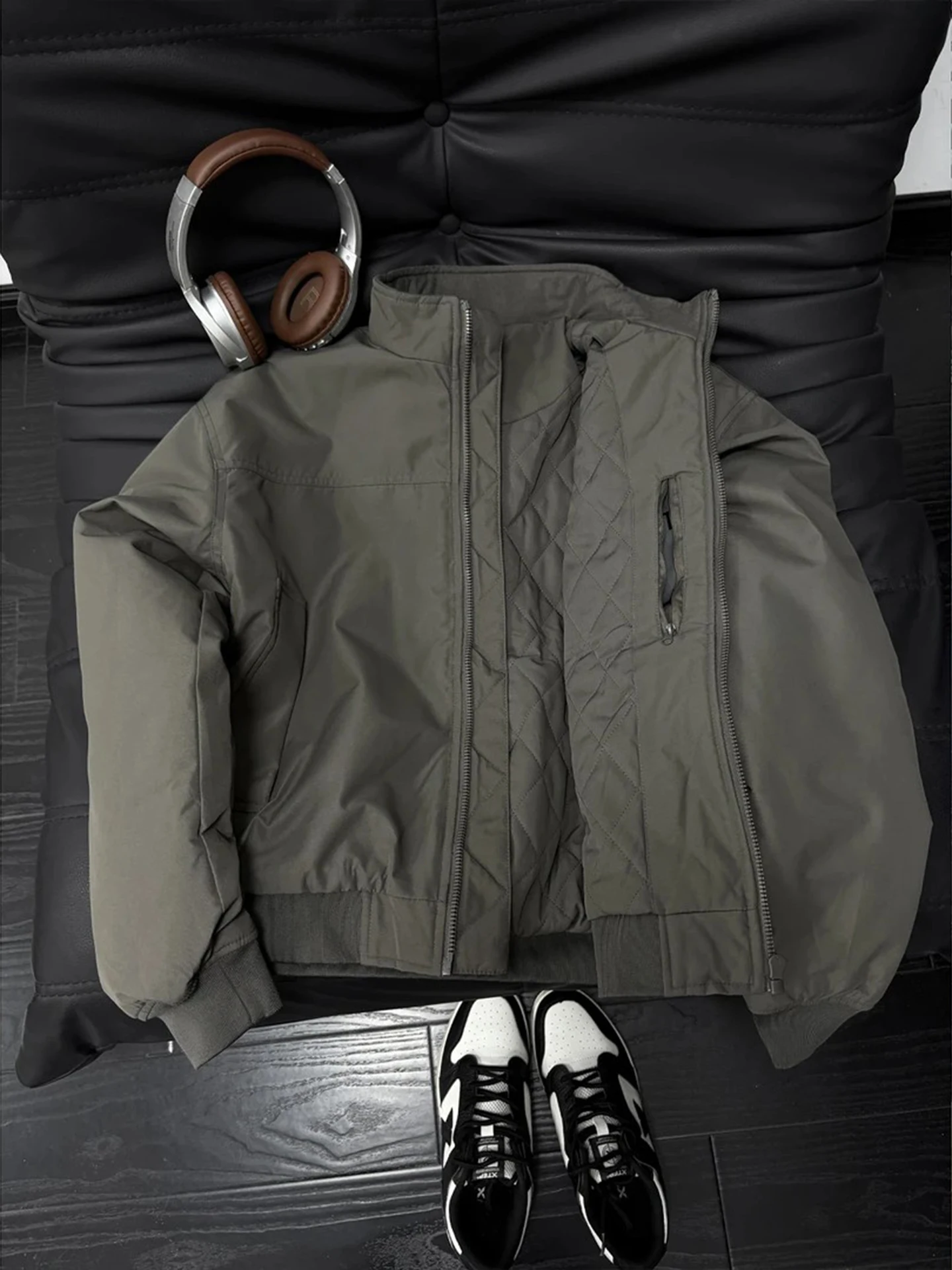 

American Sle Pilot Jaet Cotton Coat Men Winter Thiened Tee-proof down Jaet ort Baseball orm Stand Collar