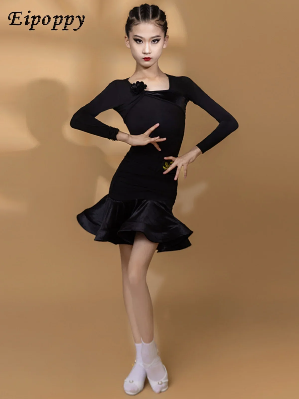 ชุดเต้นรำละตินเสื้อผ้าฝึกซ้อมแขนยาว