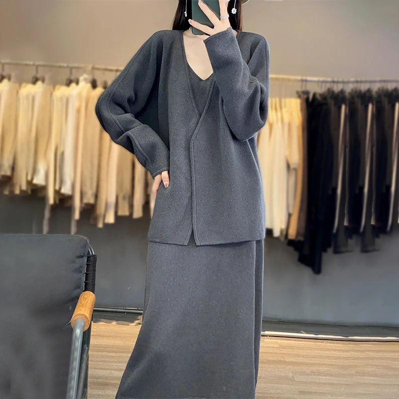 RONGYI 2024 Autumn And Winter New Women\'s 100% Wool Cardigan Suit Knitted Solid Color Dress V-Neck Fashion And Leisure