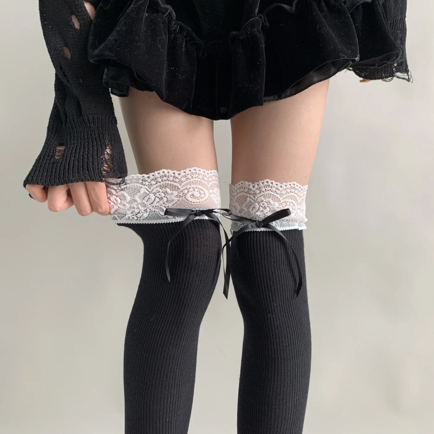 Medias grises de estilo coreano Ins para mujer, calcetines hasta la rodilla Jk japoneses con lazo de encaje, medias cálidas para compras y citas, medias de Lolita
