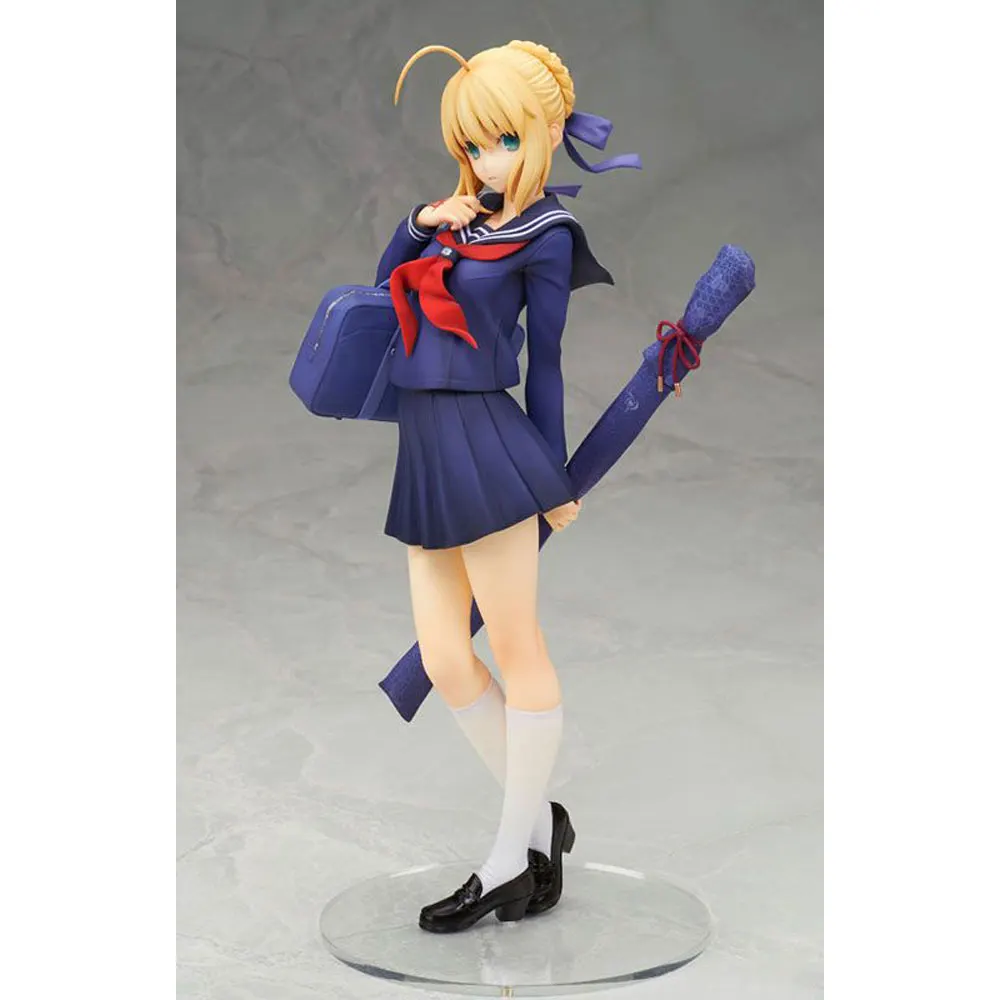 Figura Pendragon Altria de Anime Fate/Stay Night, uniforme de estudiante, modelo de animación de pie, colección de regalos, adornos decorativos, 22CM