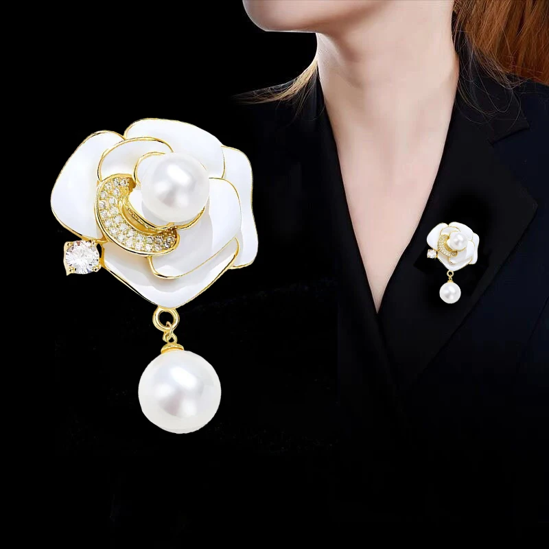 Elegante branco camélia flor broches pinos para mulheres linda flor planta vestir roupas corsage jóias acessórios