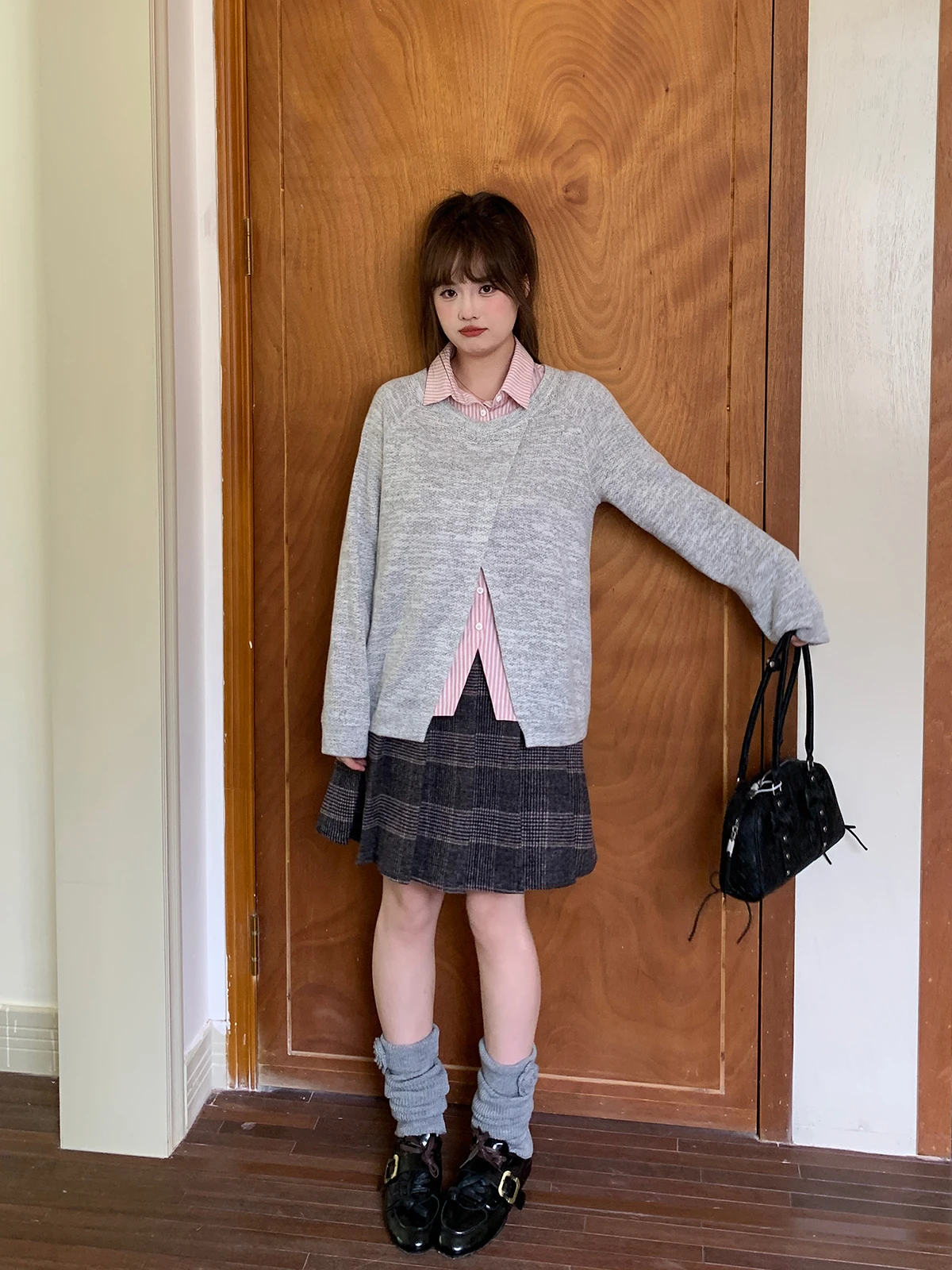 Large Size ey Pink College Sle Long Sve T-irt Fake Two-Piece Autumn Winter Commute plus Size Women's Faion Top