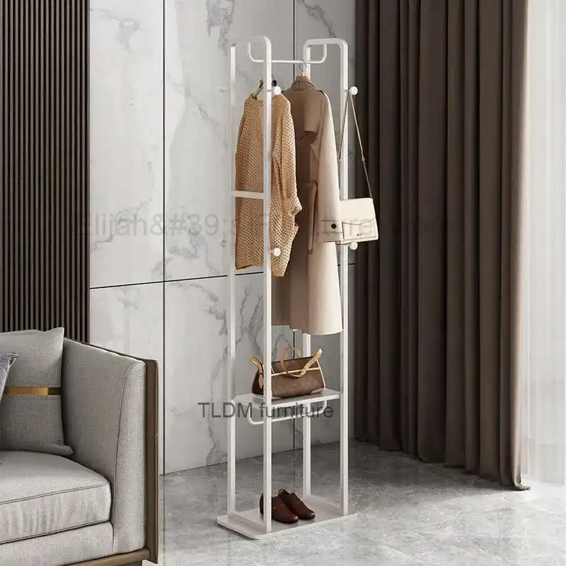 

Space saving racks, track hangers, storage caps, organizers, Auvents, corner hangers, flooring, Colgadores, De ROPA furniture,
