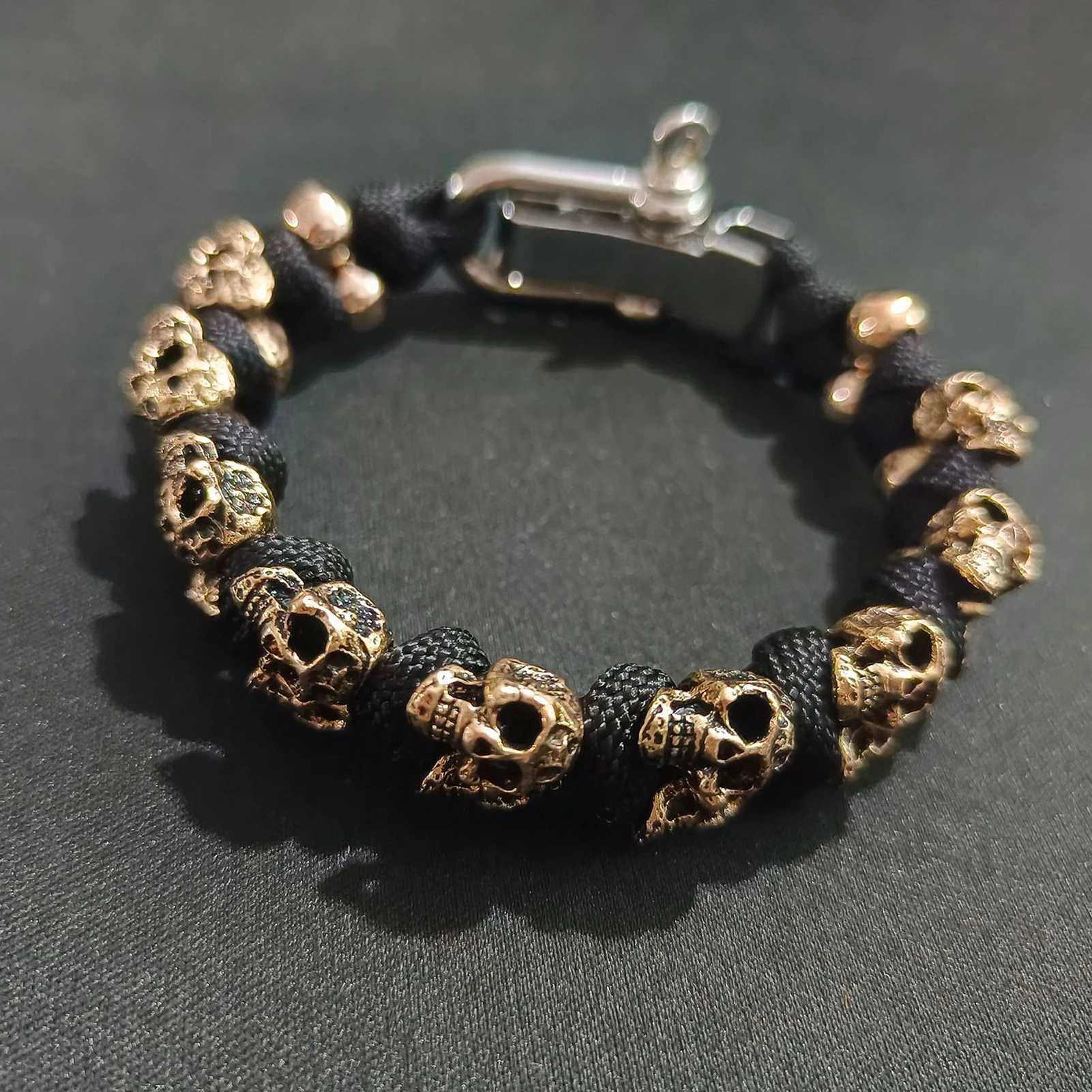 Punk-Schädel-Paracord-Armband für Herren, Vintage-Stil, handgefertigt, verstellbares Armband für Herren