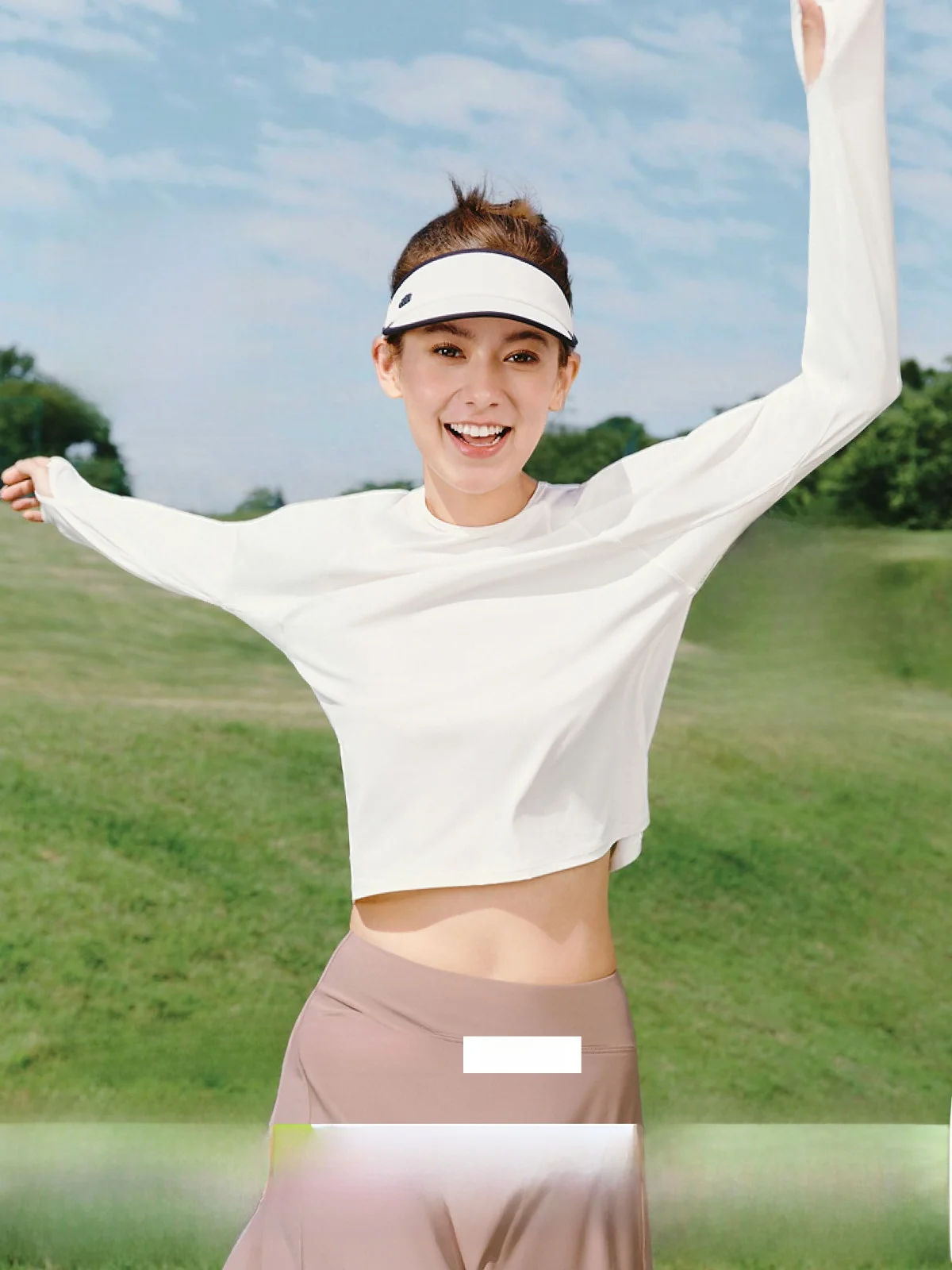 

Banana Leaf Ladies Sun Protection T-Shirt Lightweight Cool Feeling Long Sleeve Sporty Slim Fit Quick Dry Ice Silk Top