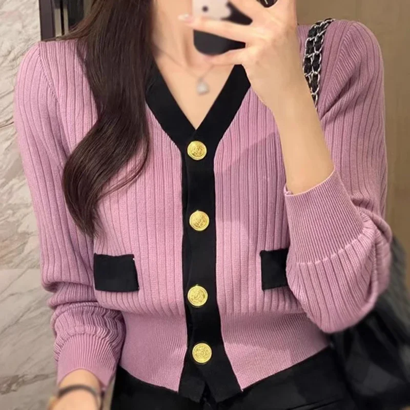 Elegant Chic Knitted Women Cardigan V-Neck Contrast Colors Gentle Casual Style Fashiona Comfortable Sweater Single Breasted Tops