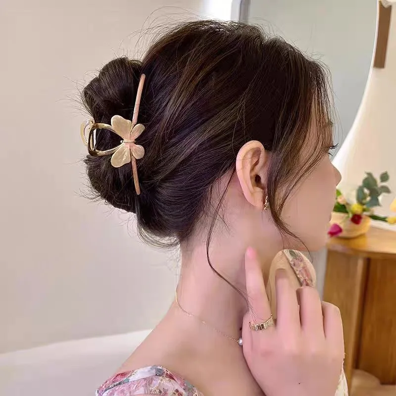 

Large Butterfly Hair Clips for Women - Non-slip Metal Hair Claw with Enamel, Elegant Hair Catch Barrette for Thick Long Hai