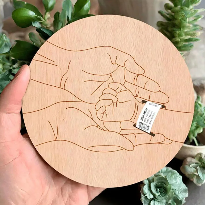 Nuevo patrón de moda de madera para nacimiento de bebé, placa conmemorativa de Hospital, adorno de placa de colección circular tallada para recién nacido