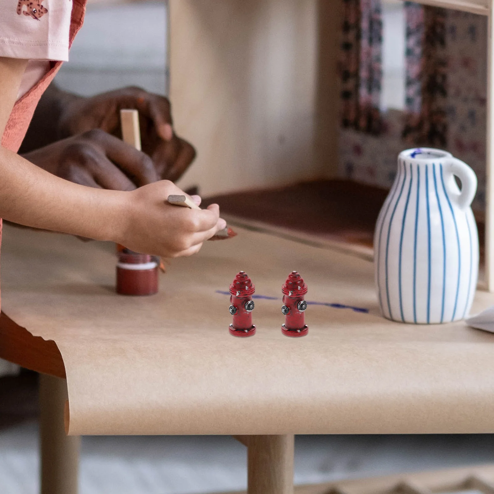 

2pcs Miniature Fire Hydrant Resin Craft Home Decor Photography Prop Cake Ornament Landscape Accessory Micro Scene