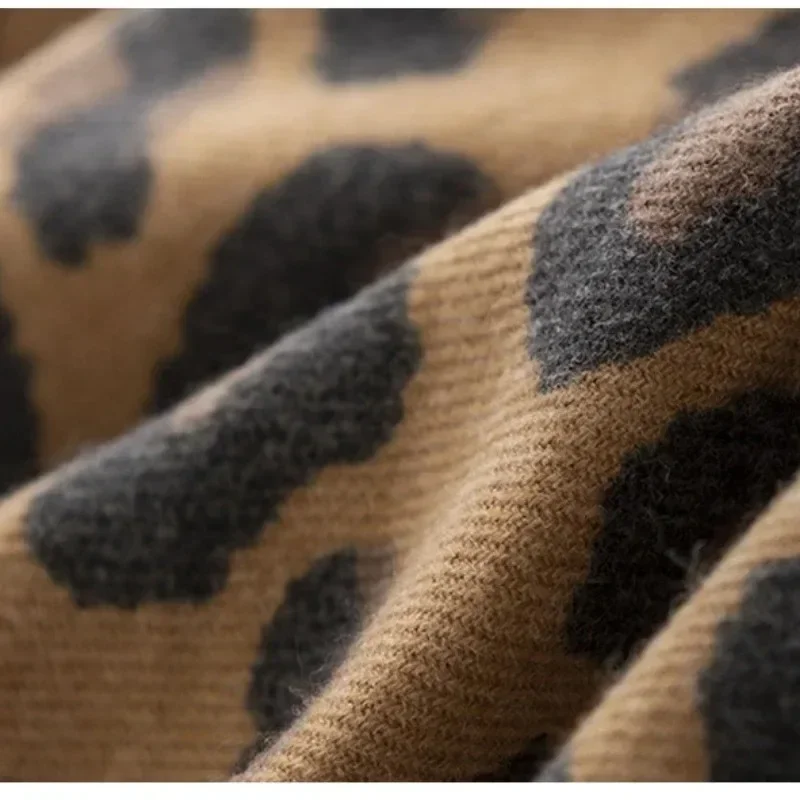 Christmas Halloween 2024 Leopard Print Scarf Thickened Warm Cashmere Scarves Luxury Scarves Fashion Shawl Winter Women Men Shawl