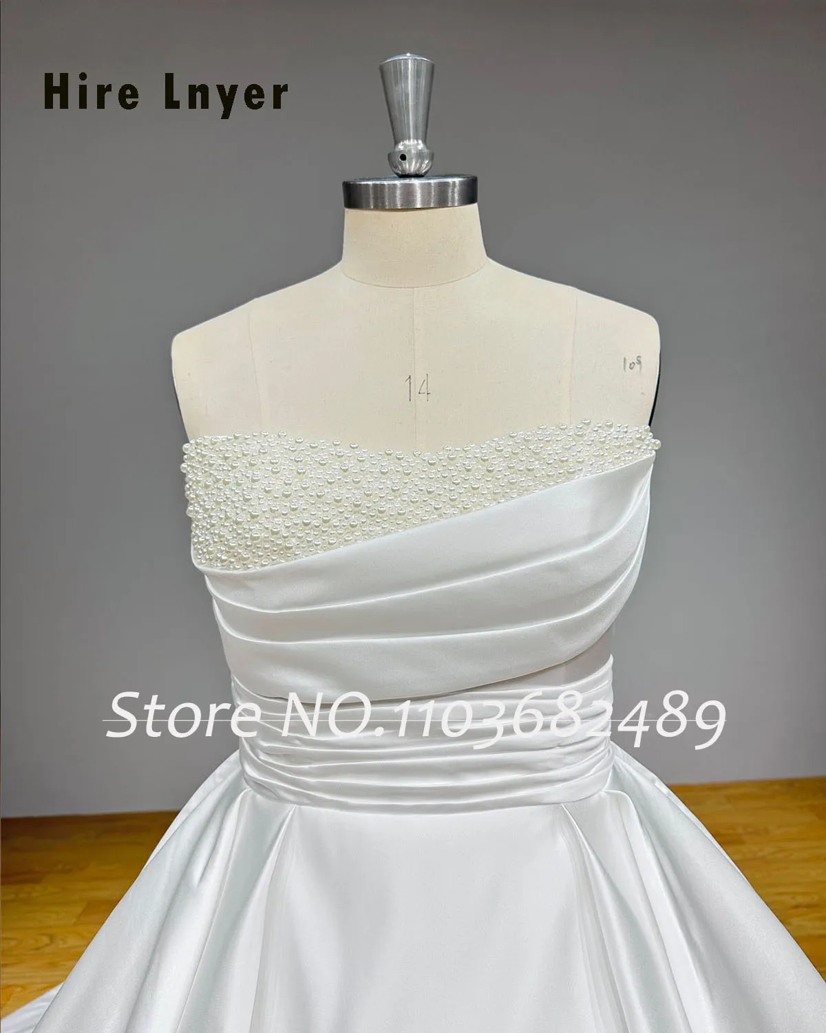 Light Effect Not Shiny High Quality Satin Ball Gown Wedding Dresses Off the Shoulder Pearls Pleated Bodice Trouwjurk