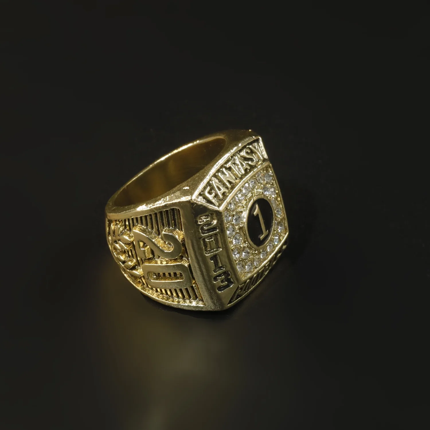 2011/2012/2013 خاتم بطولة كرة القدم الخيالي، هدية عصرية للمعجبين، هدية مجوهرات للرجال