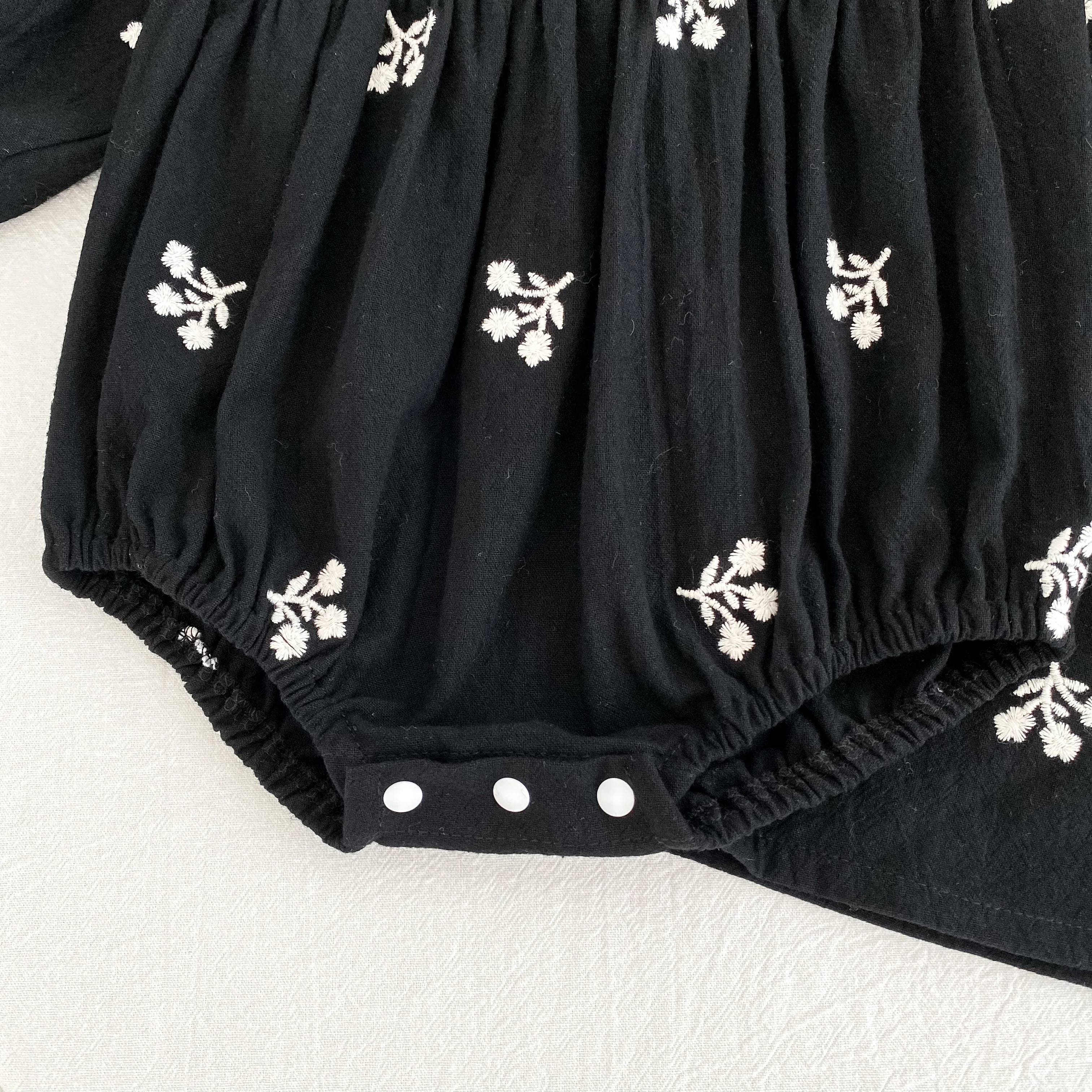 Neue Baby Gestickte Bogen Strampler Herbst Neugeborene Mädchen Romper Baby Kleidung Langarm Overall Klettern Kleidung Baby Baumwolle Kleidung – Detail 5