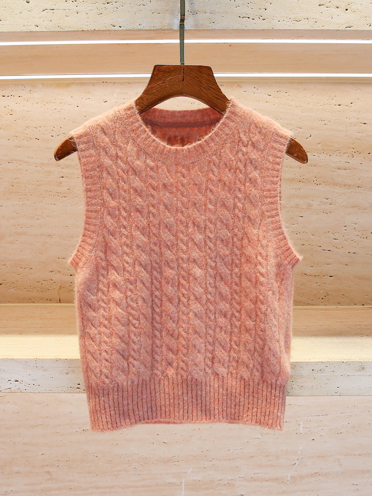 

Sweet Knitted Vest Sweater with Linen Pattern for Women Midweight Commute Sle Regular Fit Soft Medium Autumn 2025