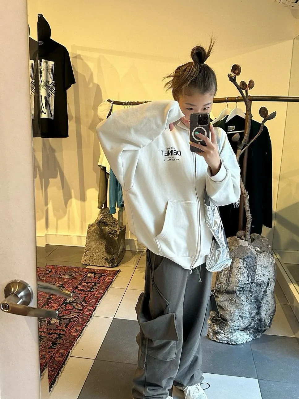 

Толстовка East Gate Deint с капюшоном на молнии, с градиентным буквенным принтом, женская, из тонкого хлопка, с градиентным дизайном спереди и сзади