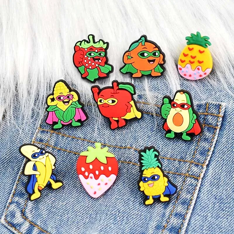 1Pcs Lovely Fruits Vegetable Series Brooch Banana Stawberry Carrot Broccoli Corn Pins Cartoon Bag Lapel Badge Jewelry Gifts