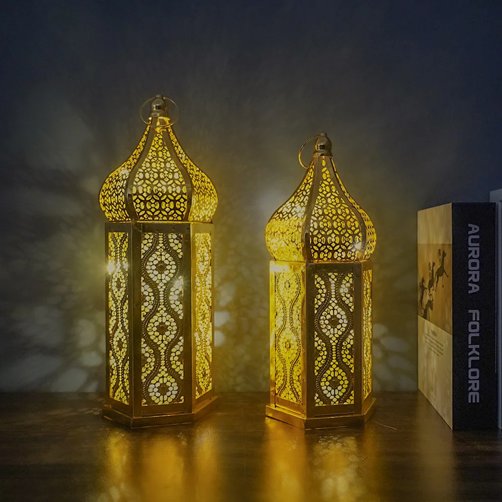 1pc Luxury Gold Metal Wind Lamp Hollow LED Lantern for Middle East Ramadan Kareem Eid Mubarak Party Decoration Wedding Gifts