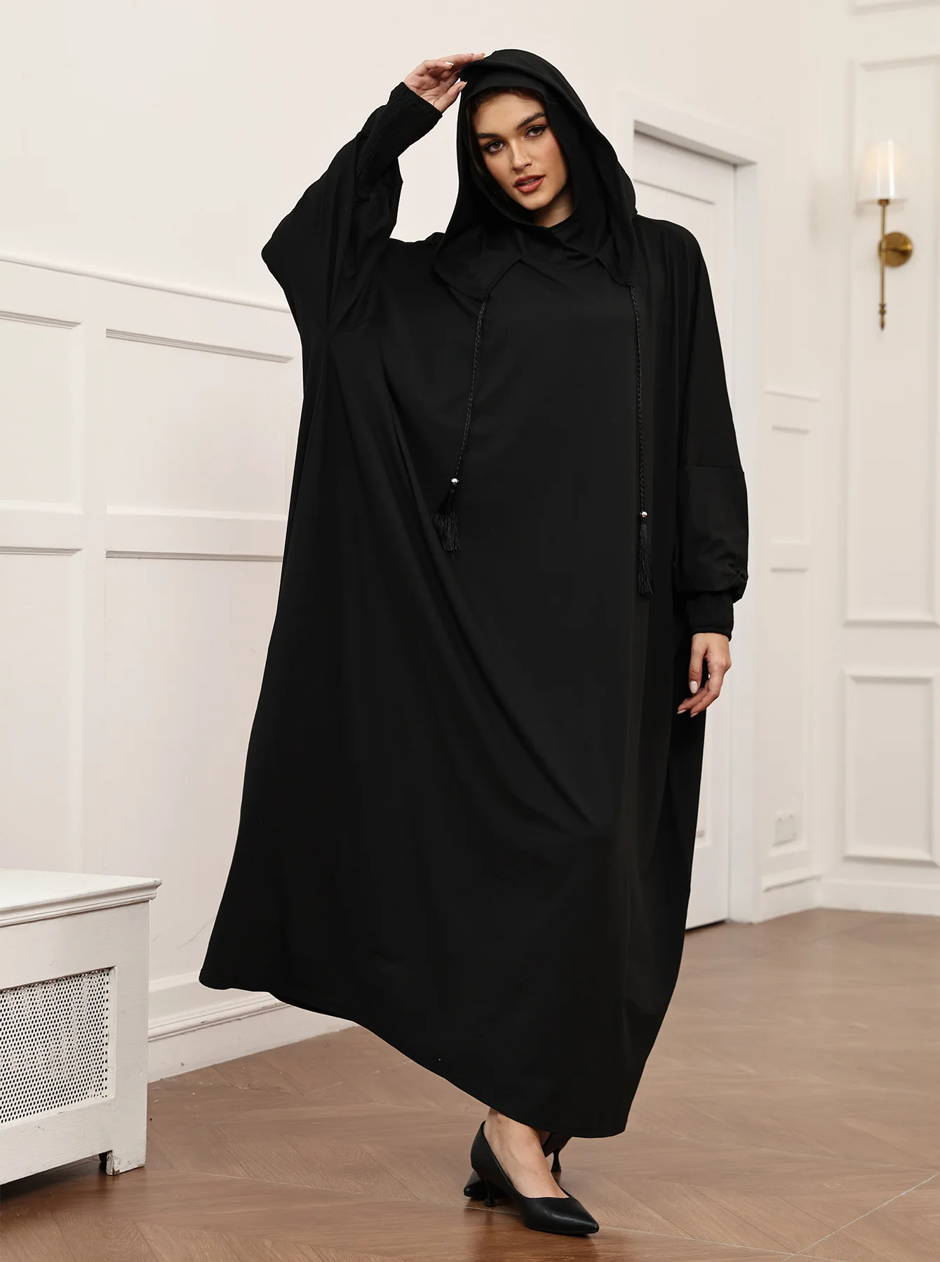 

Ramadan Middle East Dubai Abaya Muslim Hooded Long Dress Bat Sleeve Jalabiya Eid Djellaba Women Islam Clothing Kaftan Robe Gown