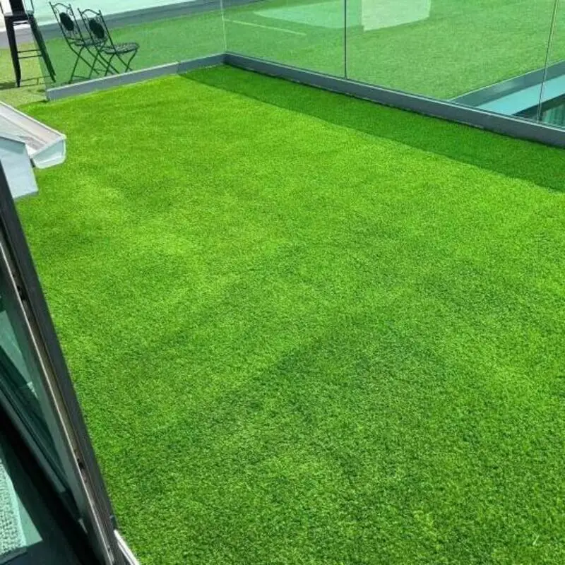 

Outdoor Artificial Grass Runner Rug Thick Realistic Fake Grass Roll Decor Patio Balcony Garden Lawn 1.38" Pile Height