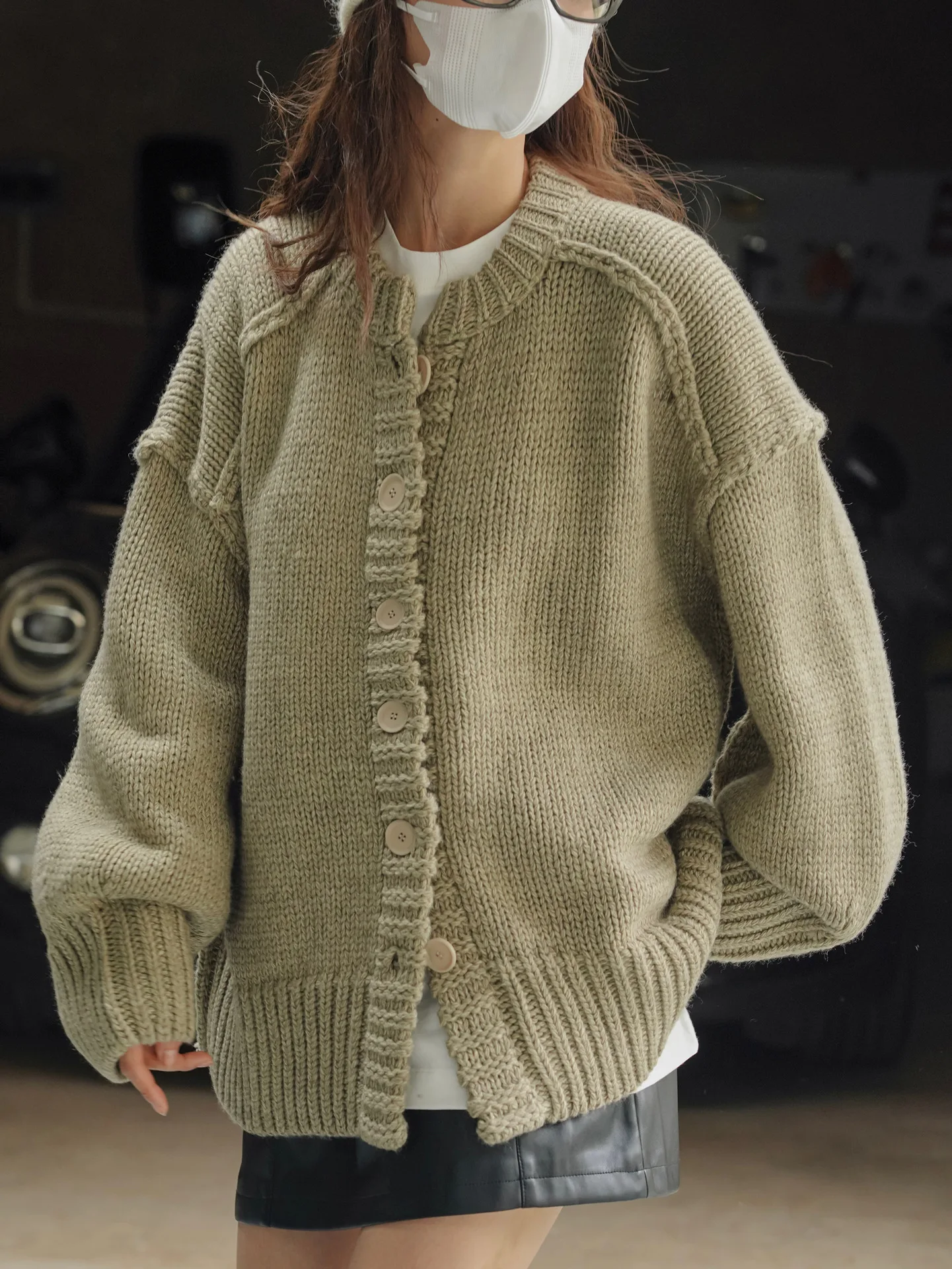 Cardigan décontracté à manches longues et col rond pour femmes, pull monochrome, automne et hiver