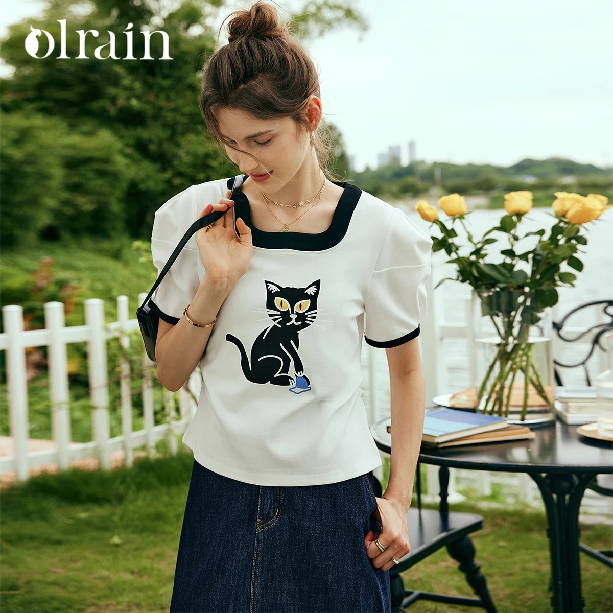 

OLrain Funny Cat Print T-shirts for Woman White Short Sleeve Women's Summer Tops 2025 Ladies White Knit Top Clothing O22XL62528