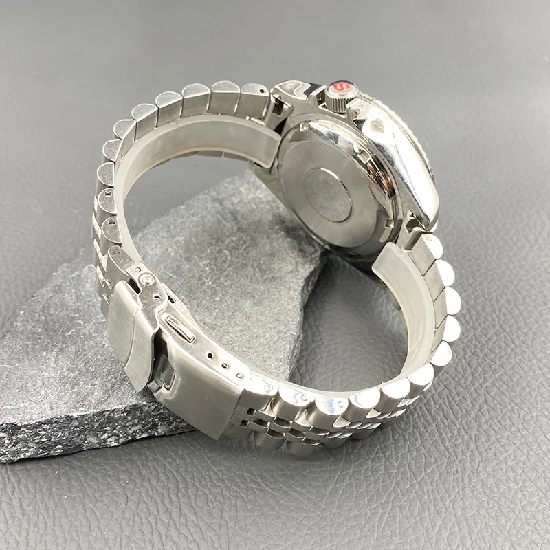 SKX007 Cassa dell'orologio e bracciale in acciaio inossidabile da 22 mm Set quadrante da 28,5 mm adatto al movimento 7S26 4R35 NH34 NH35 NH36 Orologio SKX007 SRPD