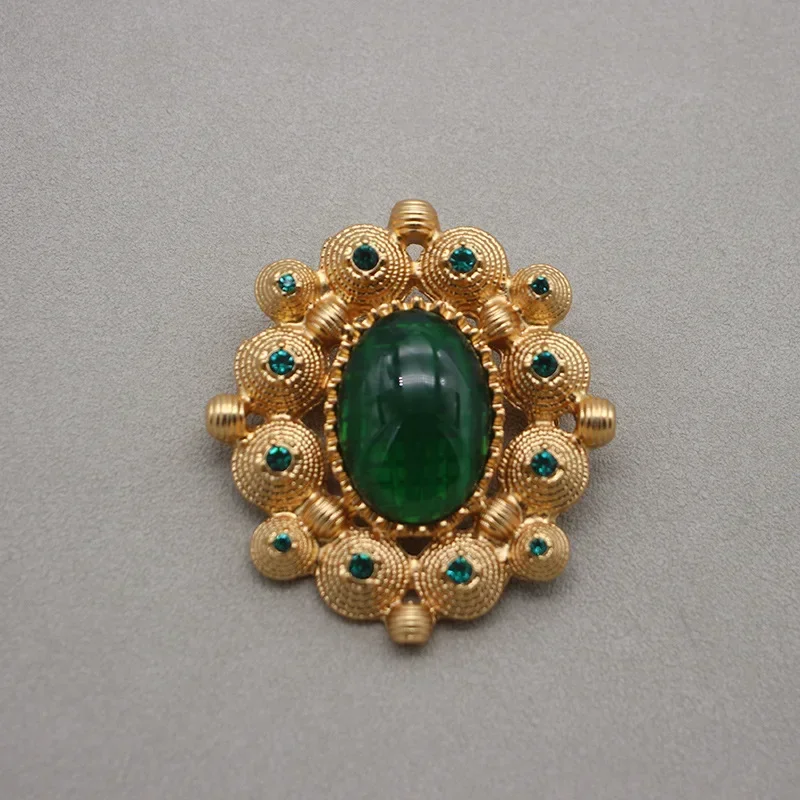 Medieval Niche Cloud Pattern Jelly Glass Set Emerald Vintage Accessories Brooch