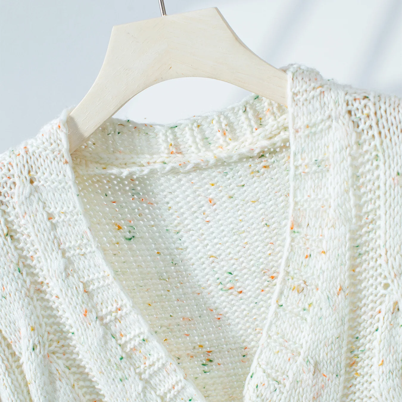 Kolorowy, długi sweter rozpinany na guziki na jesień i zimę, miękki i gęsty, cienki damski sweter z dzianiny.