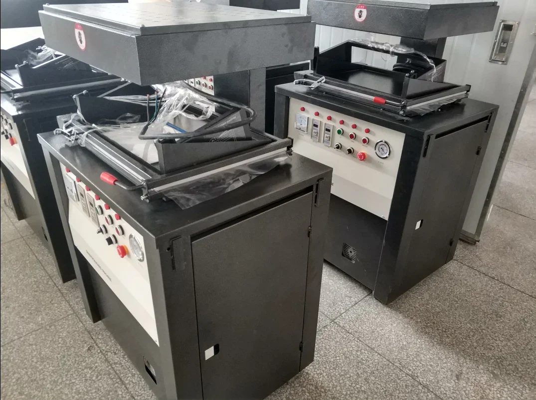 مع طاولة دوارة منزلقة مجانية TB-5580 آلة تعبئة مكنسة الورق المقوى للقلادة المعدنية والأجهزة #3