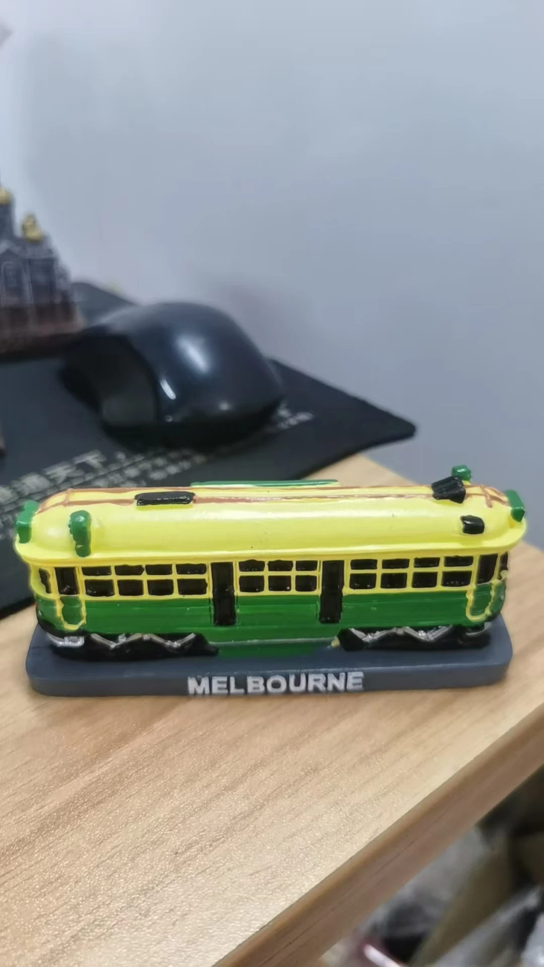 hollow Resin figure mental psychological sand table game box court therapy melbourne city bus